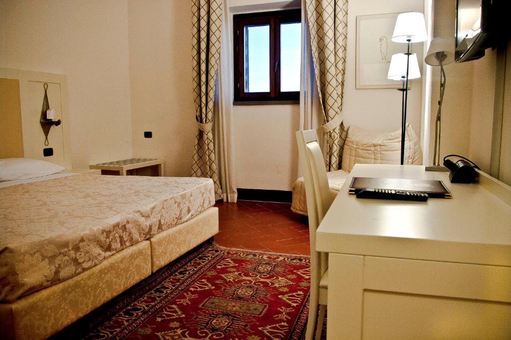 Hotel San Miniato Hotel 4*